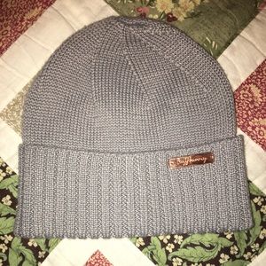Buffbunny gray beanie hat